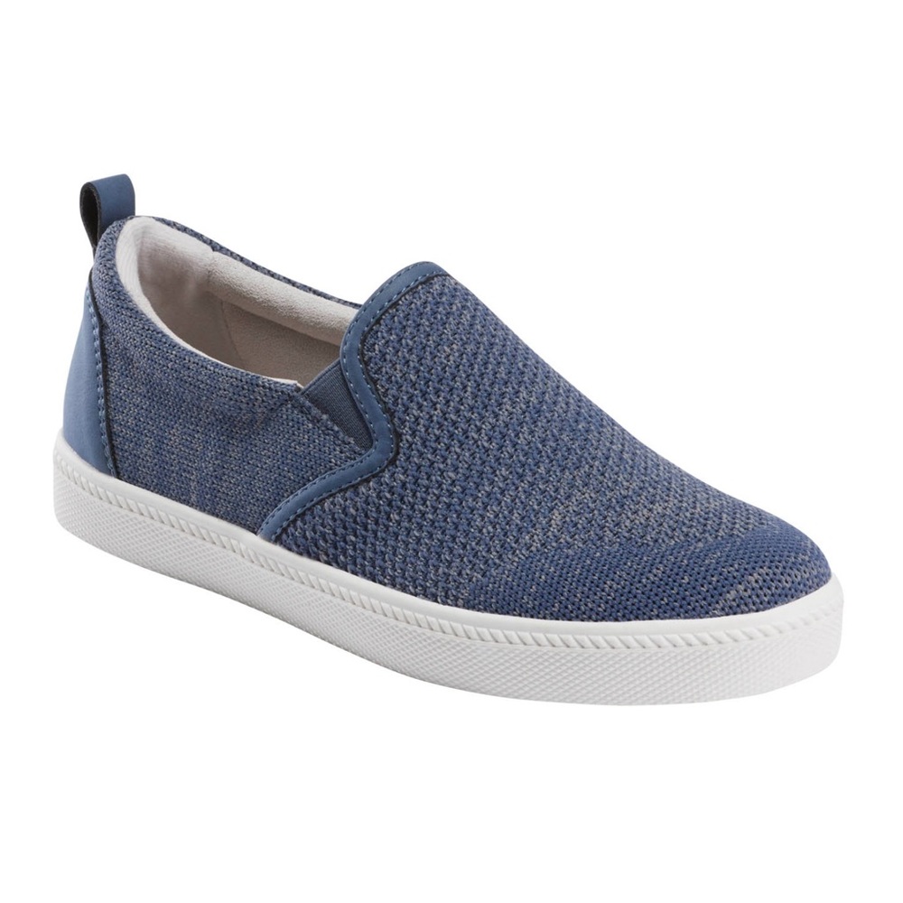 Zen Groove Indigo Slip On Sneaker